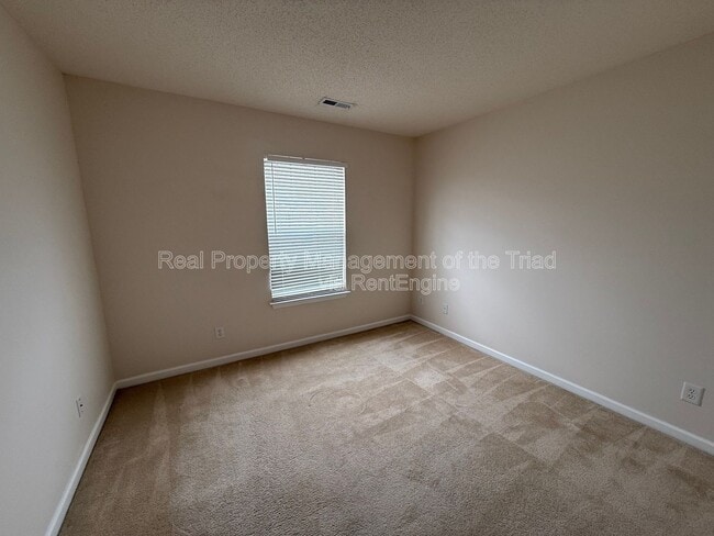 Building Photo - 1246 Glory Vine Rd