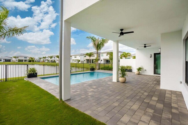 Building Photo - 21049 Violet Flds Wy