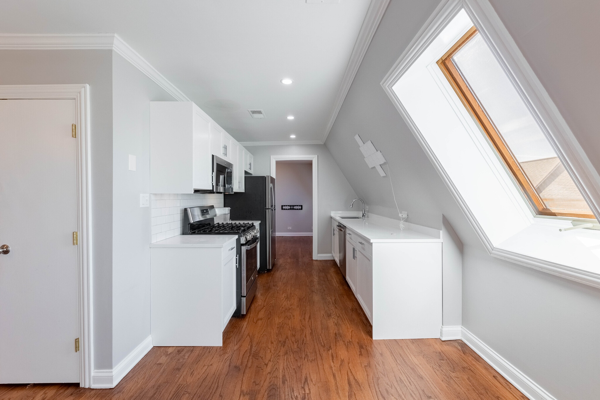 Building Photo - 4938 S Drexel Blvd