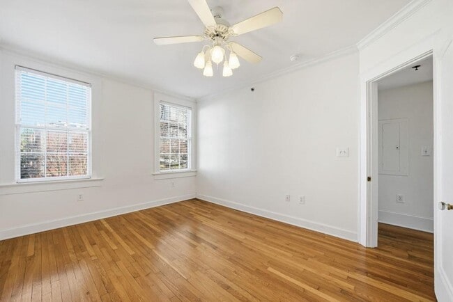 Building Photo - 2814 Peachtree Rd NW