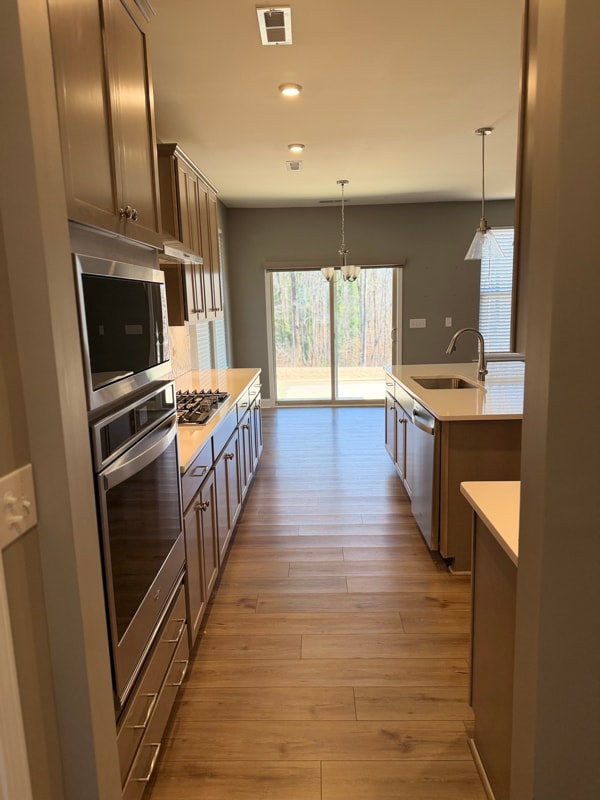 Building Photo - 1553 Cedar Tree Dr