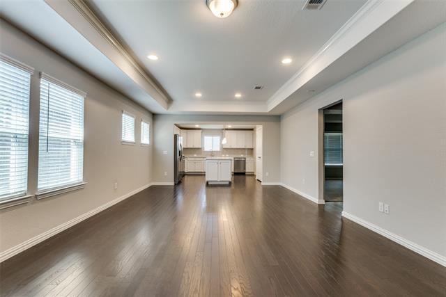 Building Photo - 7608 Parade Dr
