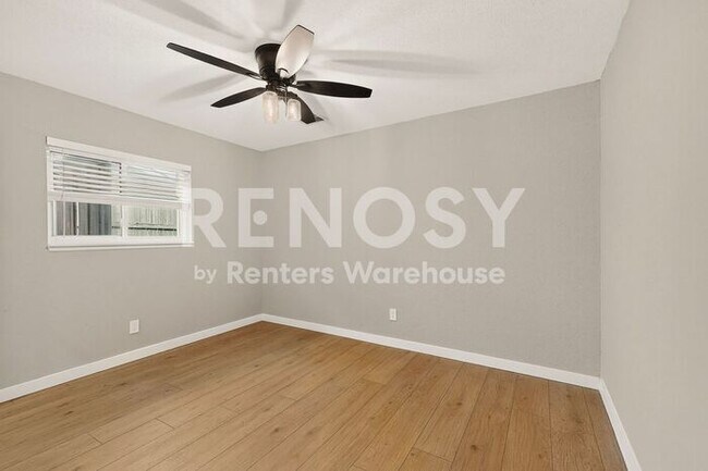 Building Photo - Refreshed Plano Gem  ****Rent Concession - 2nd Month Free****