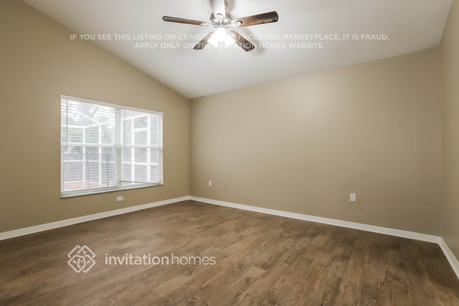 Building Photo - 2502 Clareside Dr