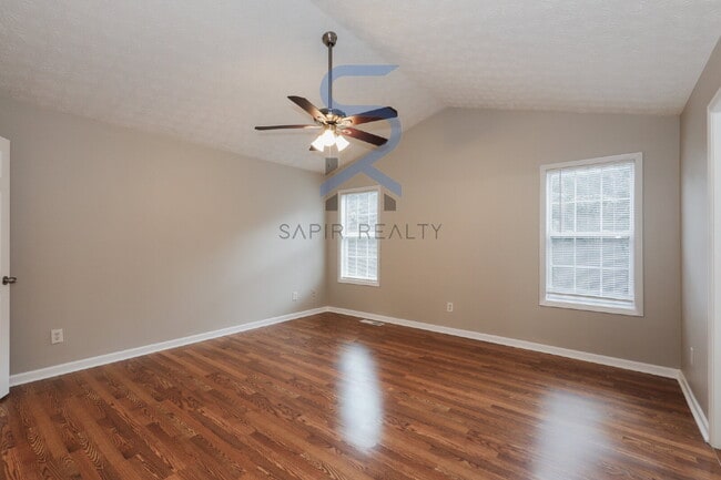 Building Photo - Move-In Special!  Move in on or before December 15th and receive a $500 discount on your first mo...