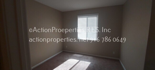 Building Photo - West Park -3 Bedroom, 2 Bath,  Single Stor...