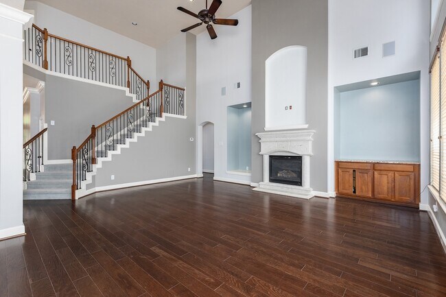 Building Photo - 27 N Arrow Canyon Cir