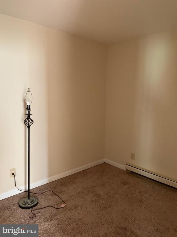 Building Photo - 1605 Charles St