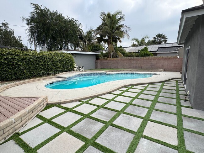 Building Photo - 1972 Fanwood Ave