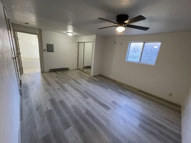 Building Photo - Beautifully Remodeled 3-Bedroom Home with Fenced Yard & Covered Parking