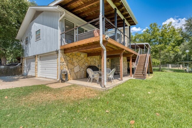 Building Photo - 303 Granite Shoals Ln
