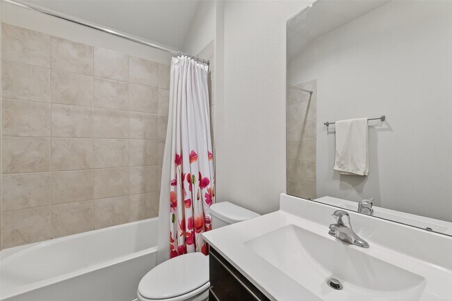 Building Photo - 4214 Fornari Ln