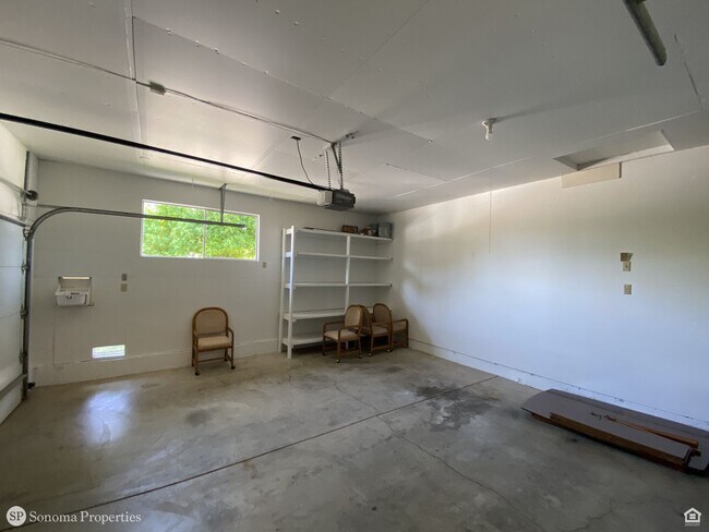 Building Photo - Charming 2BD/2BA House in Temelec!