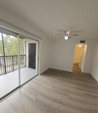 Building Photo - 4537 Treehouse Ln