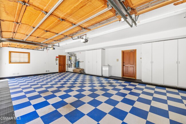 Building Photo - 1241 Canyon Rim Cir