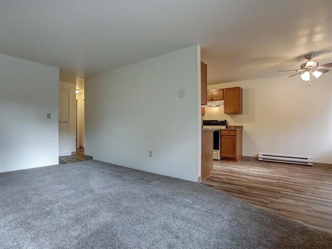 Building Photo - 14120 SW Allen Blvd