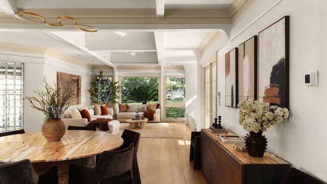 Building Photo - 2036 Wimberly Ln