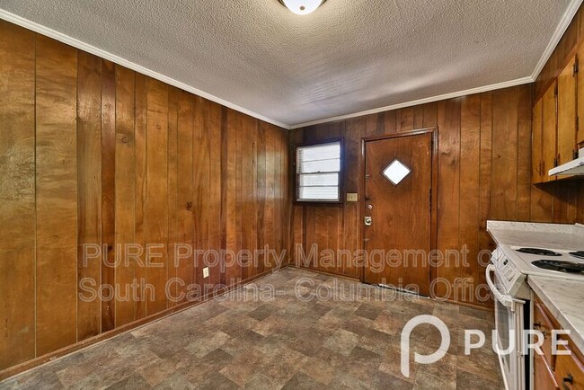 Building Photo - 4444 Dennis Dairy Rd