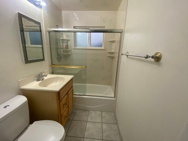 Building Photo - 14790 Ruthelen Ct