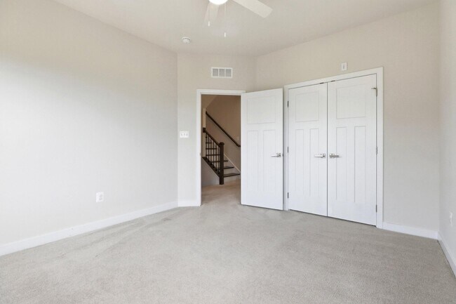 Building Photo - 5714 Richmanor Terrace
