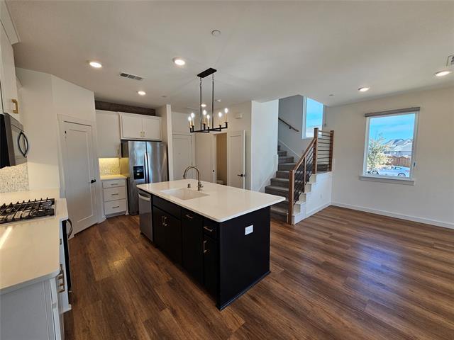 Building Photo - 3400 Zellwood Ln