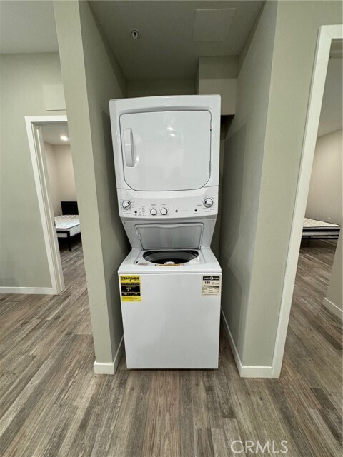 Building Photo - 621 Normandie Ave