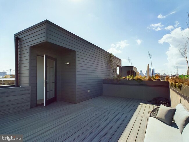 Building Photo - 1114 Shackamaxon St