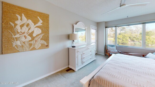 Building Photo - 1714 Deerfield Dr SW