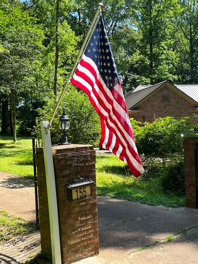 Building Photo - 155 Raspberry Cove