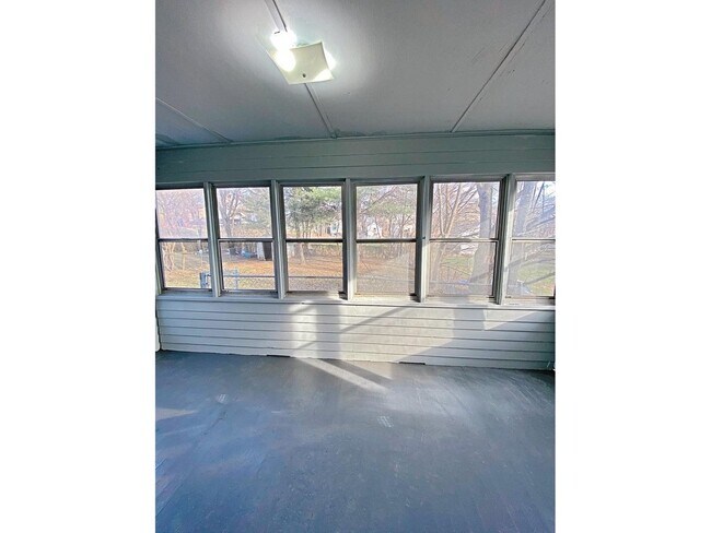 Building Photo - 4707 N 40th Ave