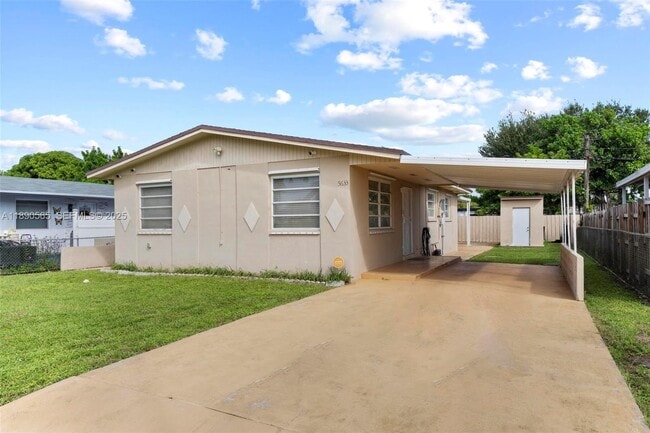 Building Photo - 5633 SW 40th St