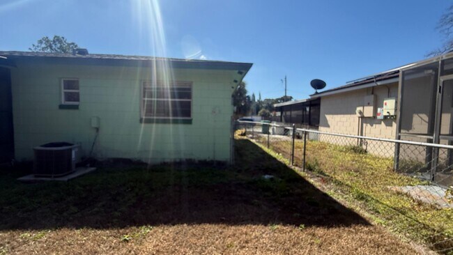 Building Photo - Charming 3-Bedroom Home in Quiet Winter Springs Neighborhood
