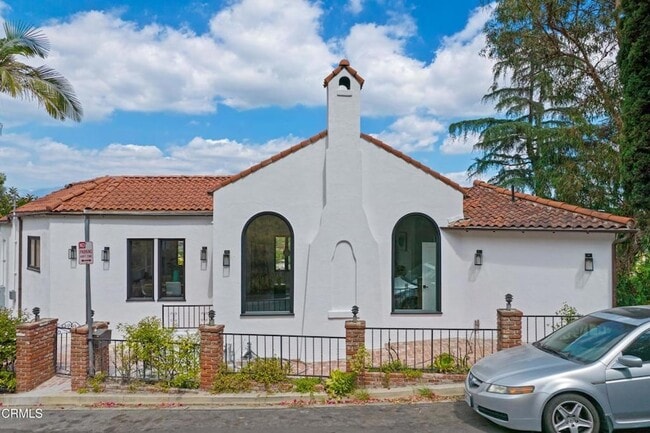 Building Photo - 4480 Sunnycrest Dr