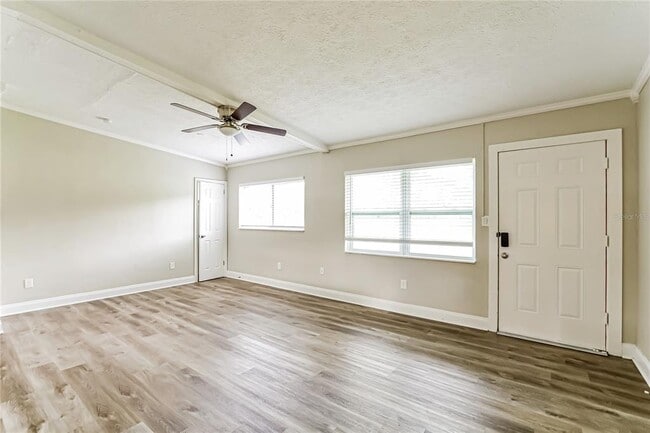 Building Photo - 3125 Wallington Dr