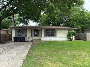 Building Photo - 437 Browning Dr