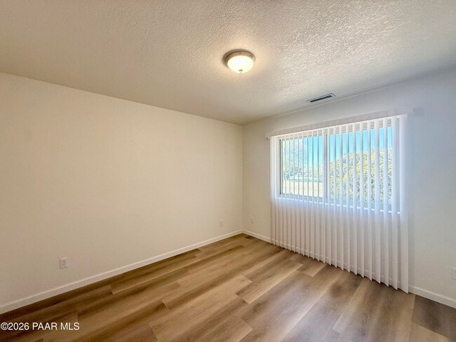 Building Photo - 4150 N Kachina Way