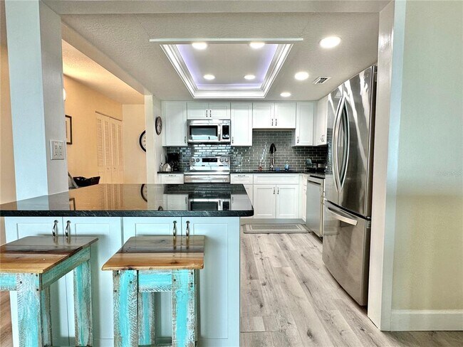 Building Photo - 855 Bayway Blvd