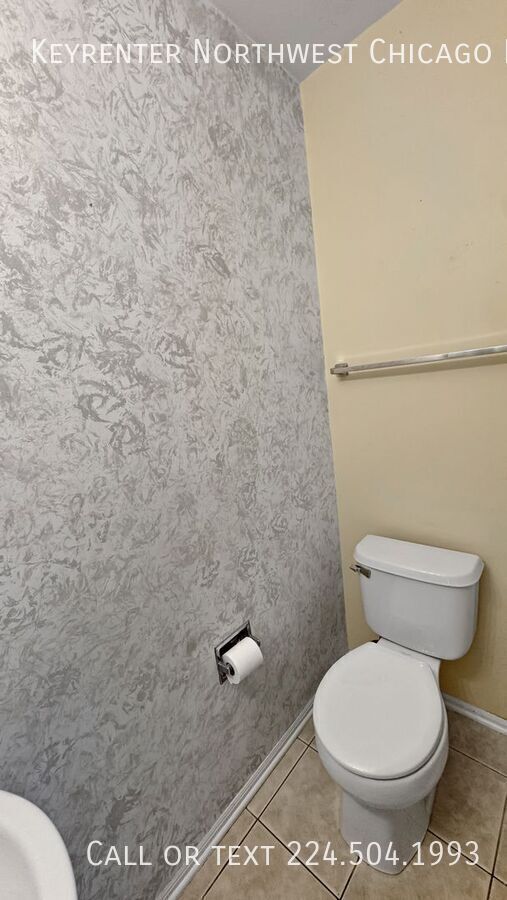 Building Photo - 790 Wedgewood Cir