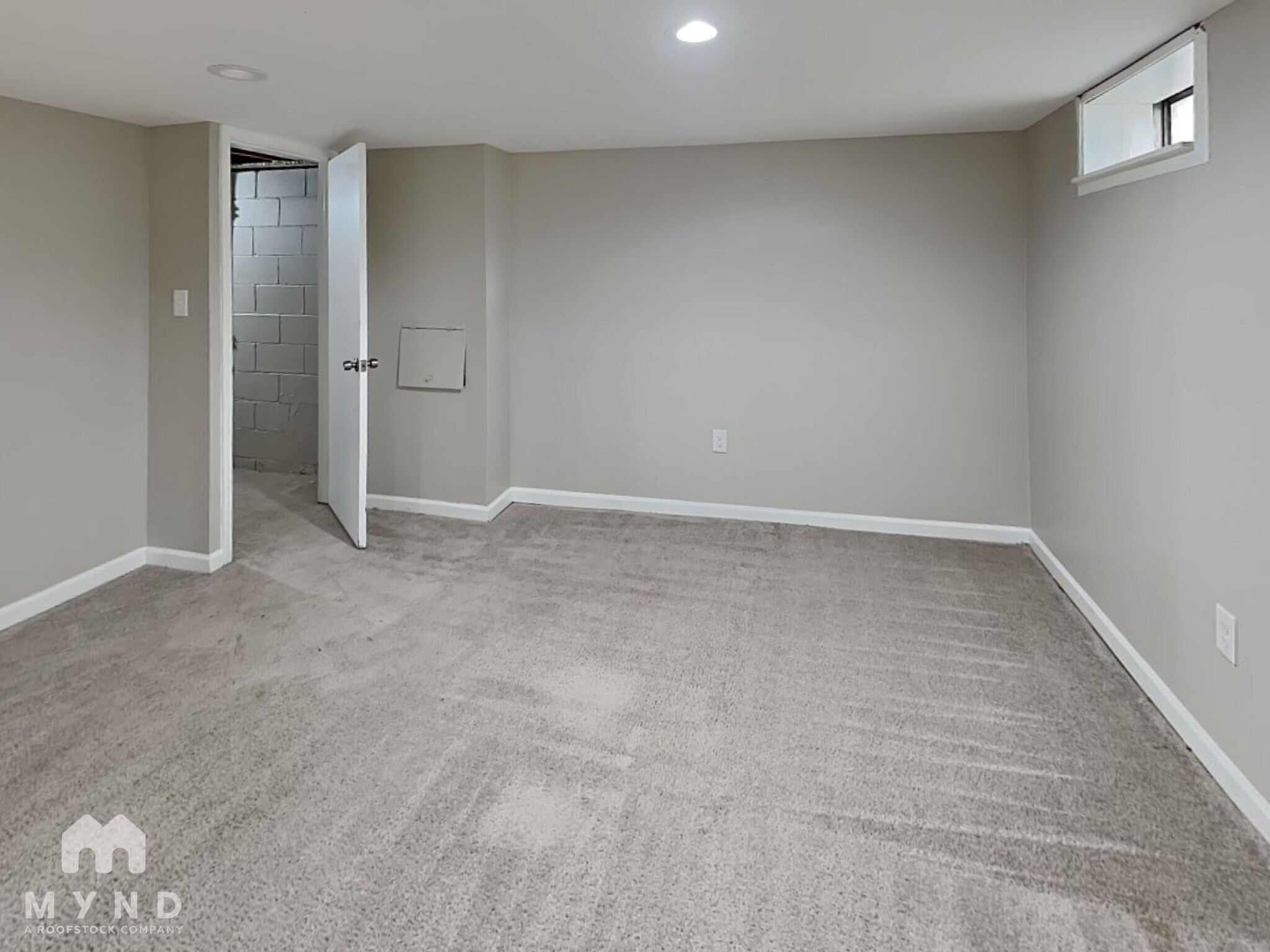 Building Photo - 1224 Hanson St