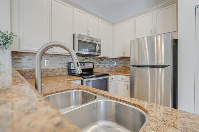 Building Photo - 4971 Bonsai Cir