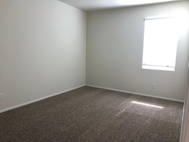 Building Photo - 3539 N Montoya Ln