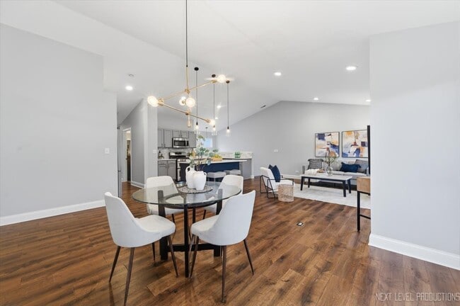 Building Photo - 1078 Park Hill Cir