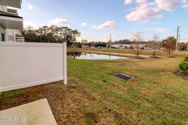 Building Photo - 9909 Garrin Dr