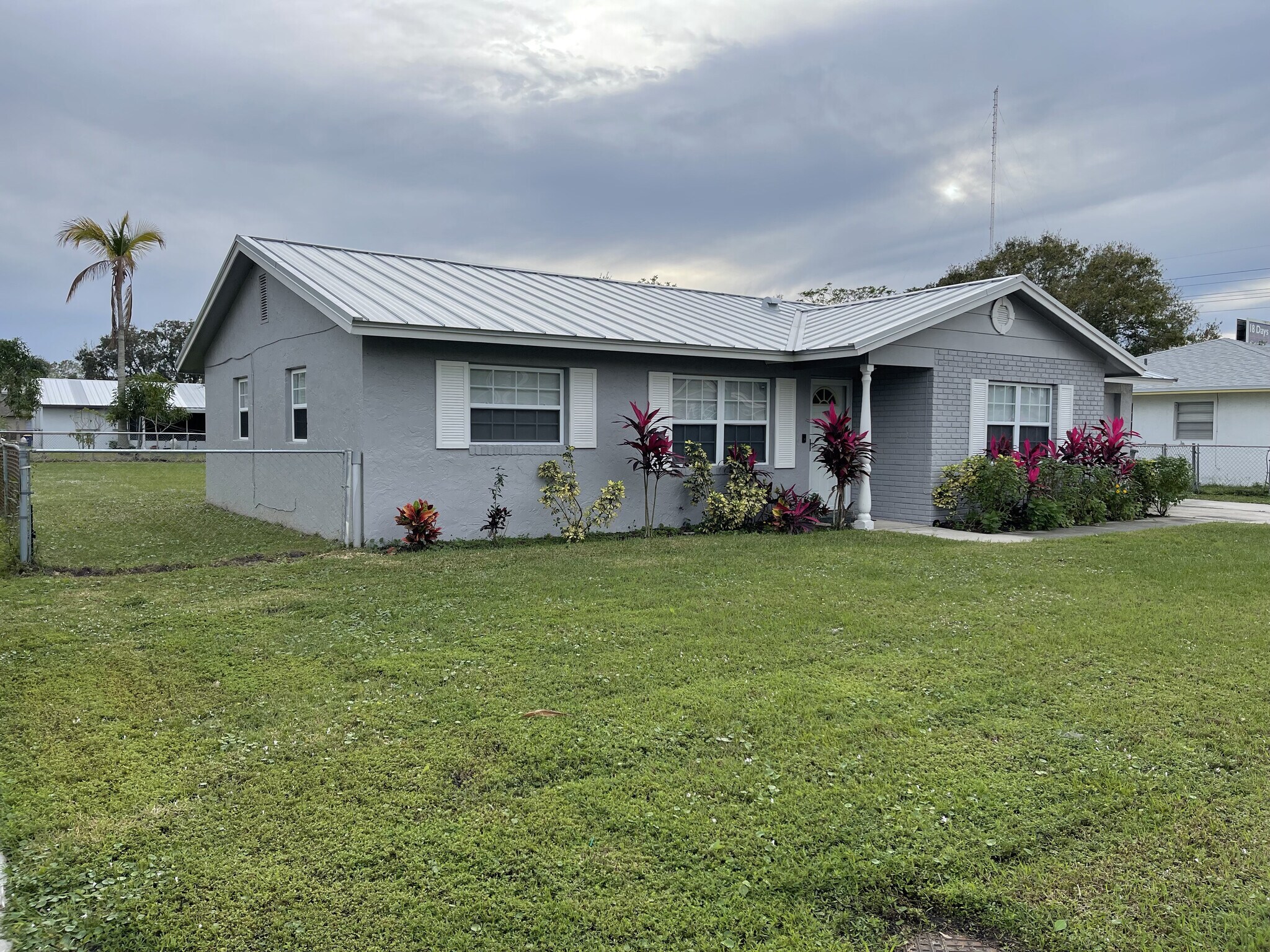 Building Photo - 3211 Jersey Ct