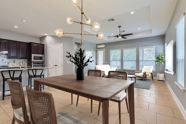 Building Photo - 12520 Javea Dr