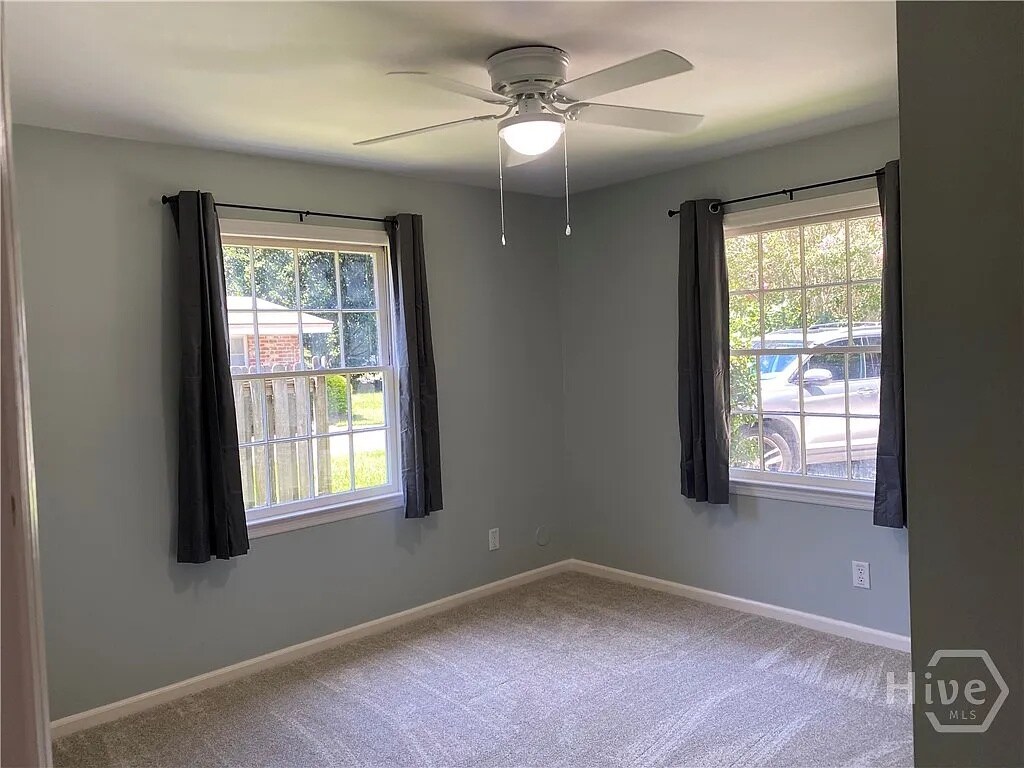 Building Photo - 12438 Largo Dr
