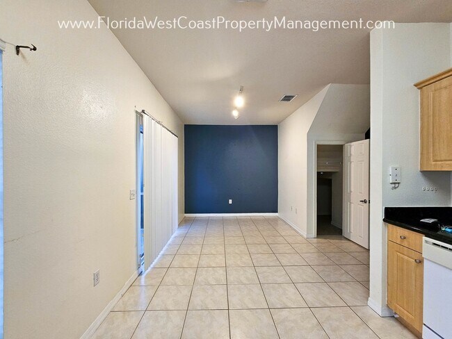 Building Photo - LOVELY 2 BED-2.5 BATH TOWNHOME WITH GARAGE in CAROLINA LANDINGS! SUPER LOCATION! ANNUAL LEASE!