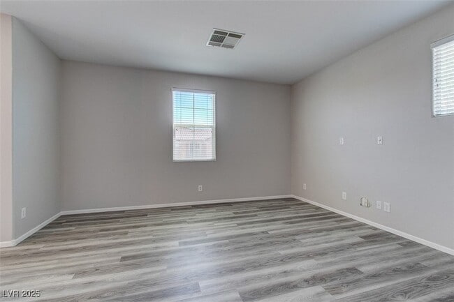 Building Photo - 23 Hudson Canyon St