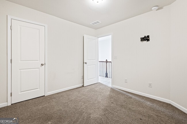 Building Photo - 776 Crestwell Cir