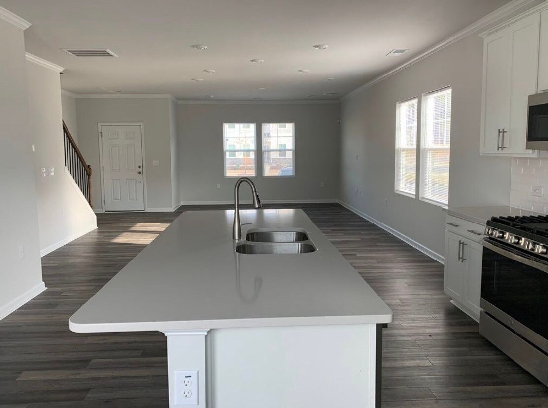 Building Photo - 5311 Arkose Dr